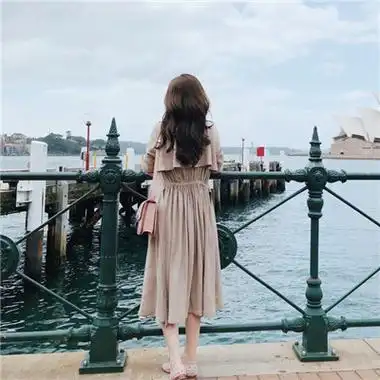 最新版小清新女生背影头像