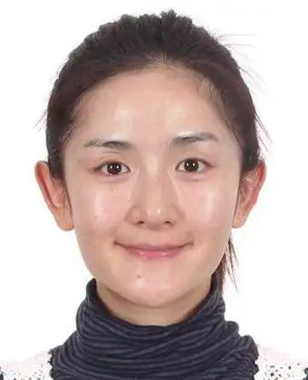 曝明星鲜见证件照刘诗诗面色红润谢娜油光满面2