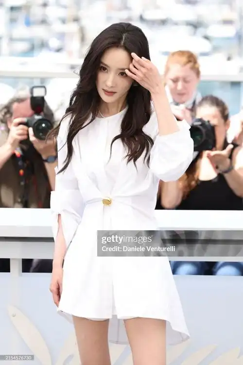 杨幂##杨幂夏晚晴##酱园弄戛纳photocall