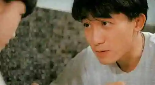 最后,小妹儿在私心放上一张年轻时候的梁朝伟,这颜值很能打了!