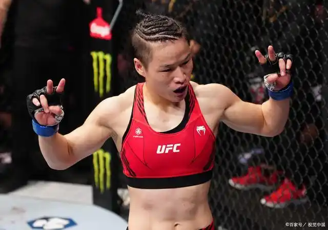 张伟丽又夺回金腰带