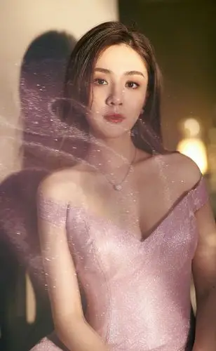 女演员王晓晨盛典活动唯美写真