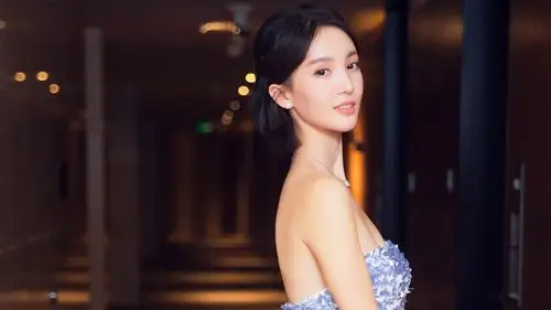 女明星金晨桌面壁纸-美女壁纸-高清美女图片-第17图-娟娟壁纸