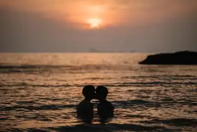 zee saint 海海 明明