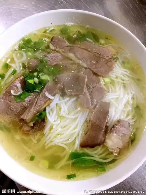 清汤牛肉粉图片
