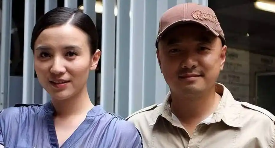 小宋佳:因事业放弃陈龙,因婚姻放弃张黎,现在与黄少峰