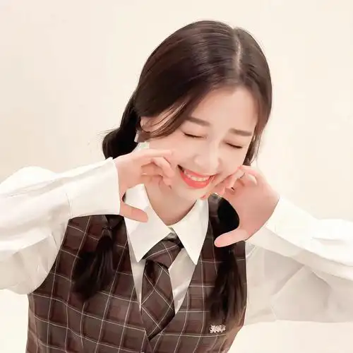 虞书欣头像分享90