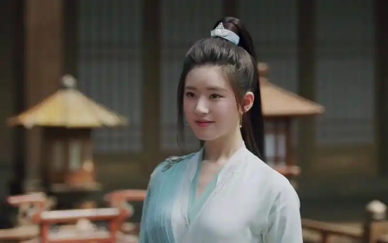 活动作品且试天下古偶剧仪态天花板之赵露思看完忍不住挺直了自己的背