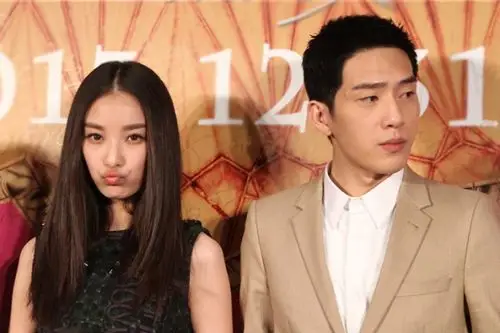 倪妮井柏然姐弟恋遭质疑炒作摆拍着实凑巧