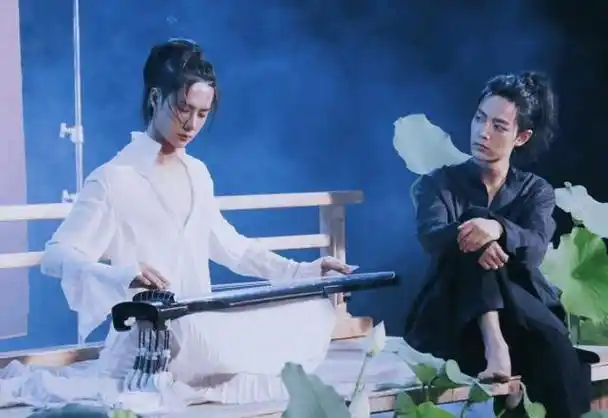 肖战王一博私下待遇(肖战经纪人终于回应了)(1)