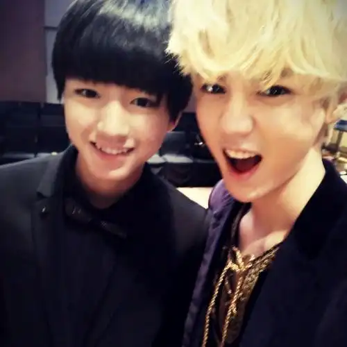 鹿晗允儿 - 搜狗图片搜索