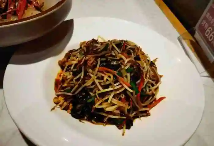 吉祥春饼·烤鸭(扬州万象汇店)-"周末在荷花池招新,整整四个小时,直坐