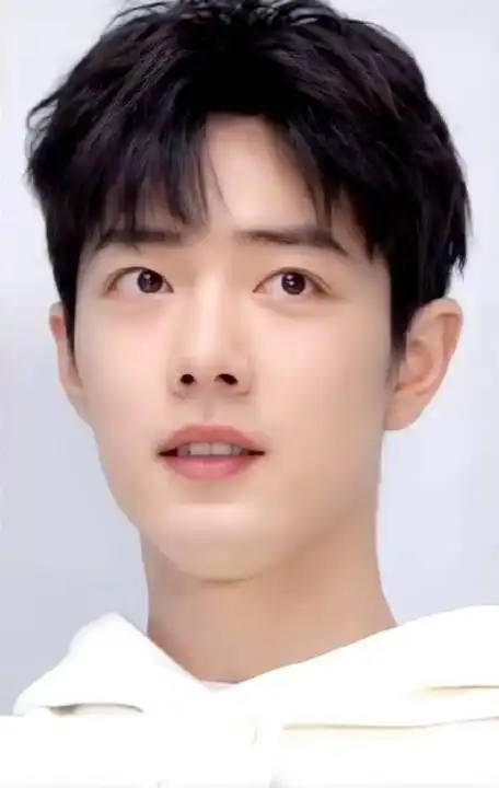 私下里的肖战真的很爱笑笑起来满满少年感不止爱嘟嘟嘴