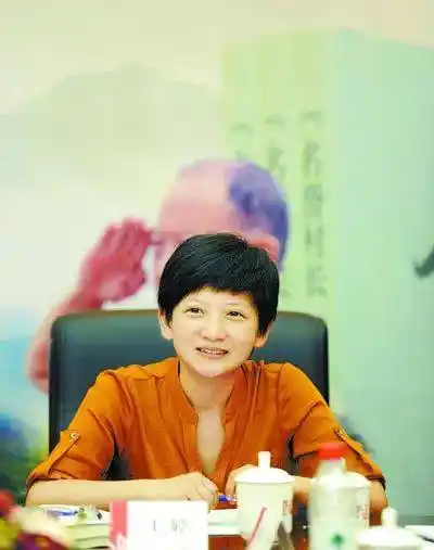 【感动】一朵芬芳的山茶花 ——扶贫楷模王新法女儿王婷素描