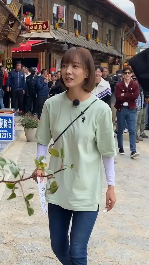 独克宗古城自由行热门攻略_王珞丹_秦昊_极限挑战_娱乐_明星娱乐籽抖