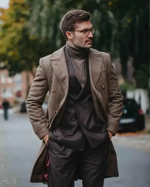 沈阳西装定做 | 风格剪影 | 5位绅装大咖的大衣穿搭精选