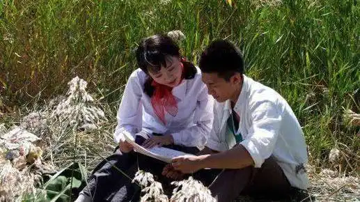 孙耀琦与张一山共同协作主演的农村题材剧《青谷子》播出,张一山在剧