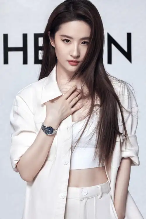 全球品牌代言人刘亦菲#【刘亦菲天梭2023广告花絮高清原图】精简有型