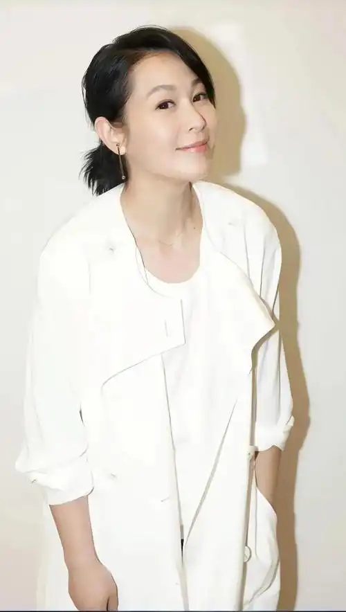 刘若英,10张精美的照片_网易订阅