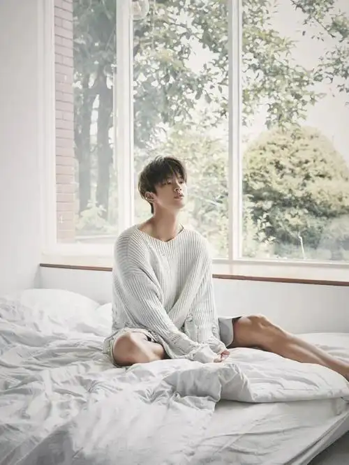 徐仁国丨spotlight更新哥哥杂志画报太欲啦