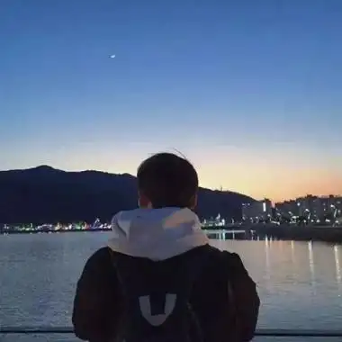 男头像帅气侧脸背影,高清唯美帅气的男真人头像侧脸或背影图片_男生