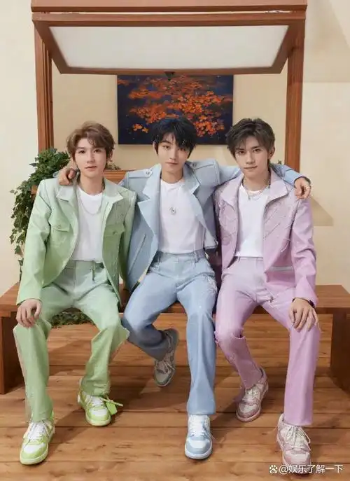 tfboys十周年合体彩排高清图公开!粉丝们欢呼雀跃