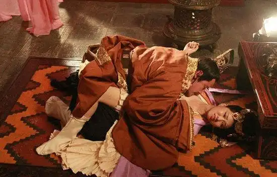 三国最悲情人物,上司为其带绿帽,关羽曹操对其妻子垂涎三尺