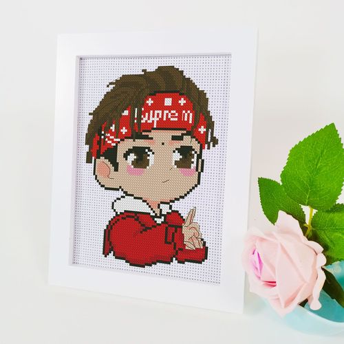 易烊千玺线绣十字绣定制摆台卡通人物带框diy手工刺绣2021新周边