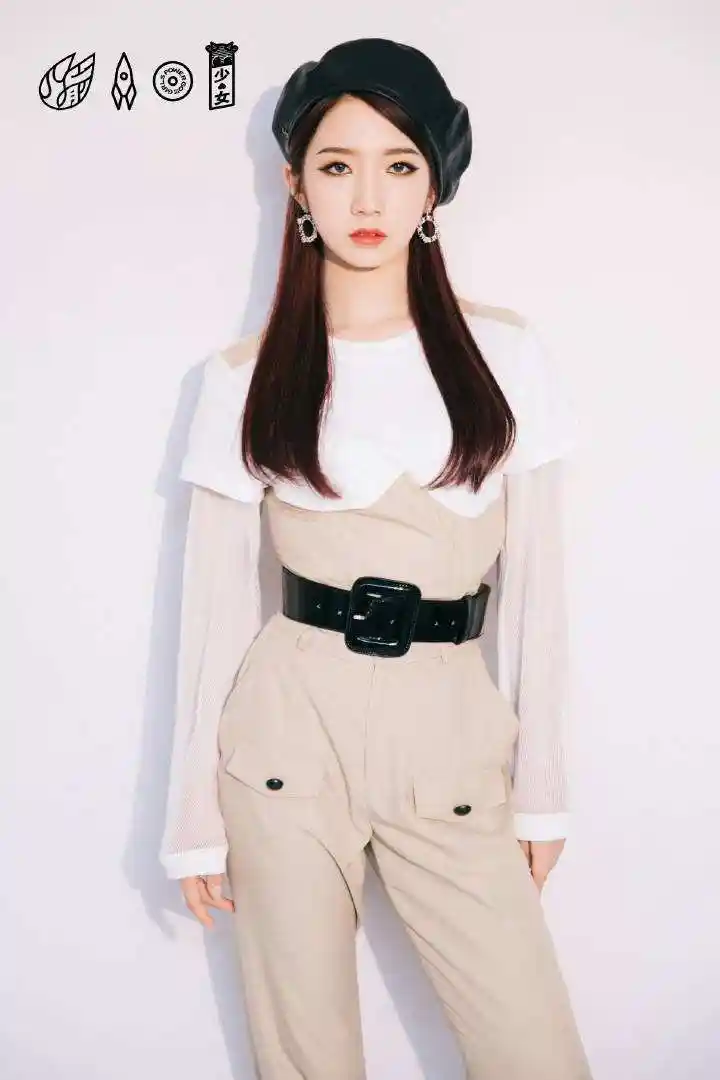 孟美岐开口招黑,自称每天睡两个小时,为卖好人设不择手段!