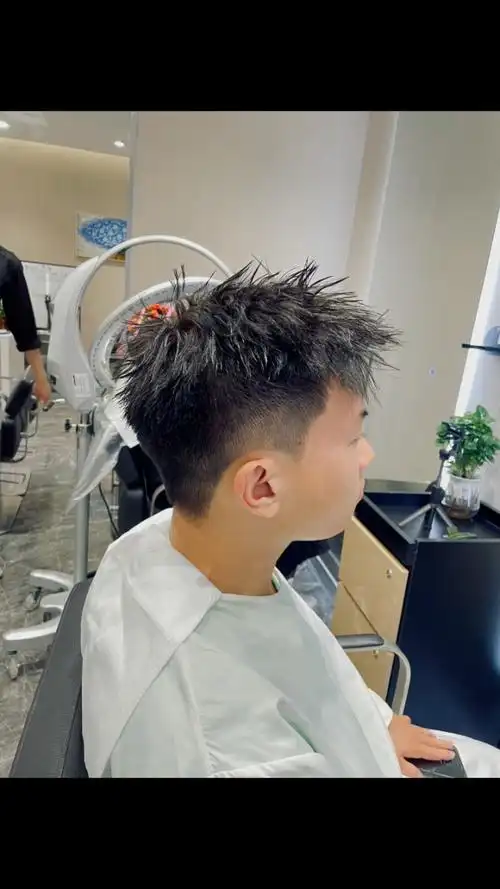 男士锡纸摩根烫