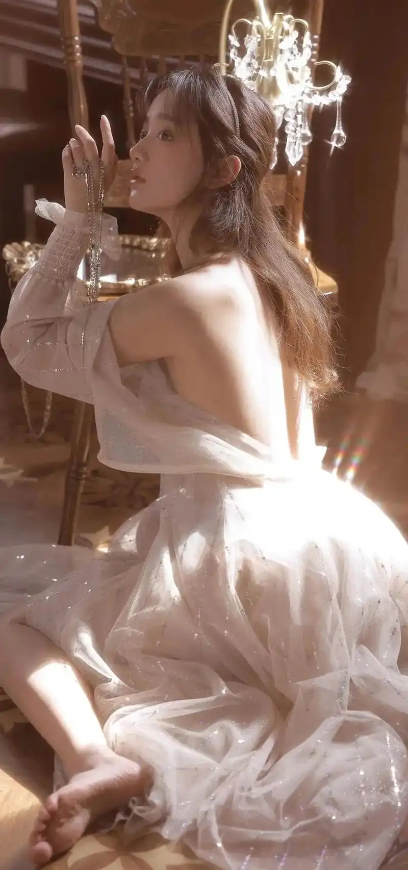 今日推荐全面屏美女壁纸只为兄弟每天心情愉悦