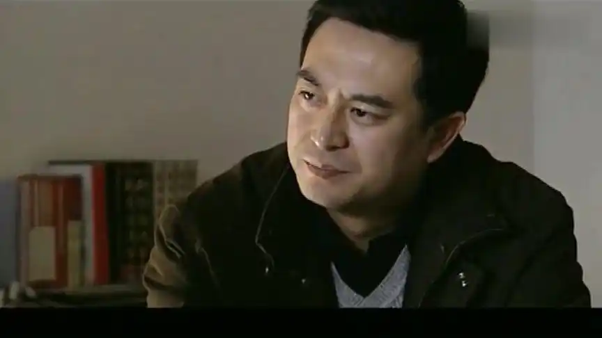 神圣使命:老局长告高层黑幕 与张嘉译共商大计