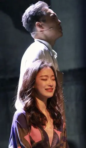 话剧幺幺洞捌倪妮韵味剧照