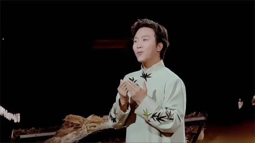 李玉刚《万疆》完整版,传递中国正能量!