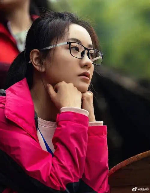 出道25年,戏红人不红的"古典美人"的戏剧人生,性格决定命运_杨蓉