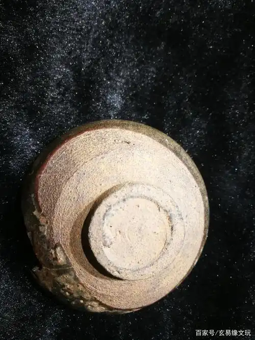 老建盏的底胎,老盏的胎底一般都是粗底