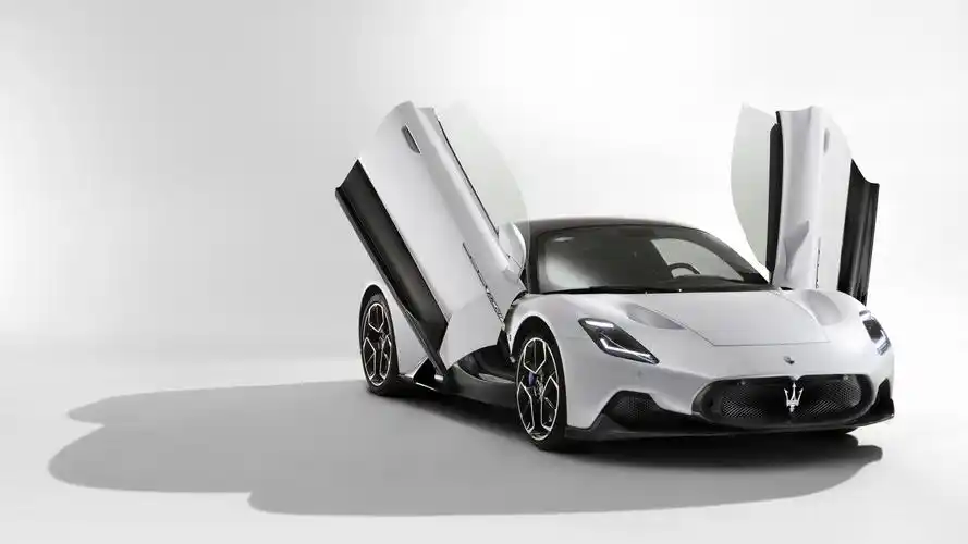 2020款玛莎拉蒂mc20高清壁纸全屏