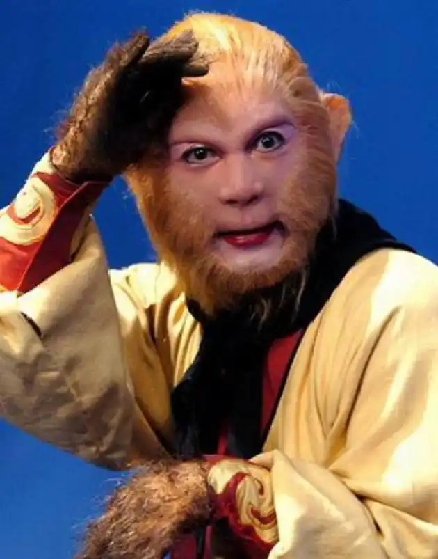 六小龄童作为《西游记》中孙悟空的扮演者,一直被大众尊敬并喜爱