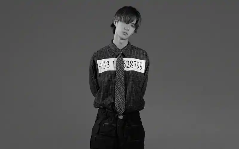 王一博帅气写真图片高清壁纸高清大图预览1920x1200_大陆明星下载_美