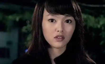 而公司对唐嫣也是打算力捧,出道的第一部电影就让唐嫣担任女主.