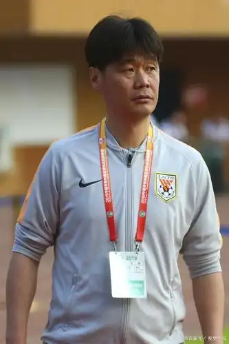 足球教练系列|山东鲁能主教练李霄鹏vol.