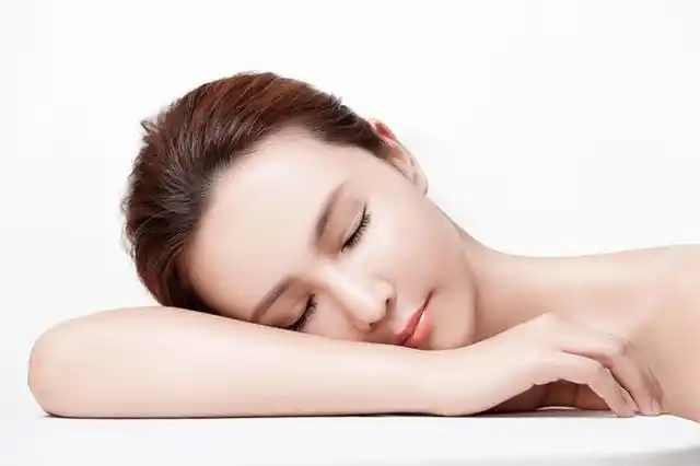 肌源补水修护乳液,快速延展柔滑于肌肤_美容护肤_美女人网-女人社区