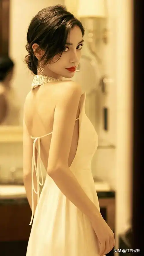 美人精致明媚长裙摇曳生姿angelababy惊艳了时光