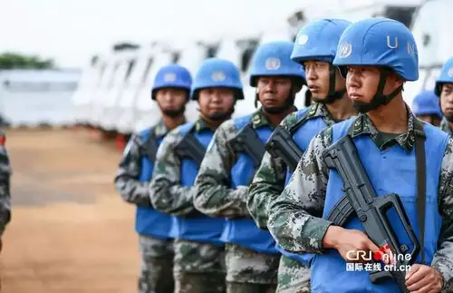 作文秀观电影中国蓝盔有感