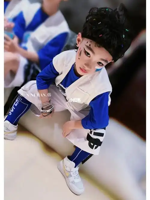 街舞  #hiphop  #男生街舞妆面  #街舞妆 #男童穿搭  #男孩化妆 #小