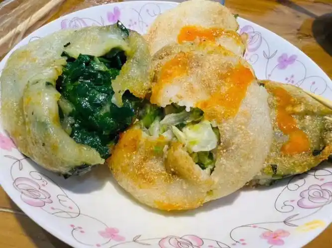 在潮汕,韭菜做成粿品,既美味,又养生,应季的韭菜非常好吃!