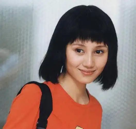 袁泉回眸高清图(袁泉的坎坷情史)(14)