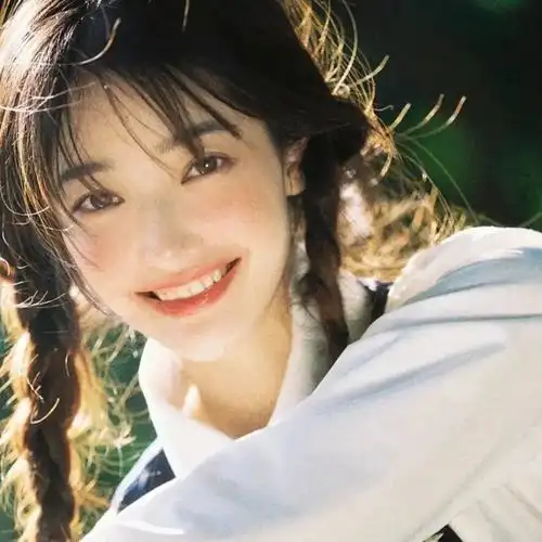 7676温柔的女生头像/ 气质优雅的女生头像/ 女生头像 / 头像