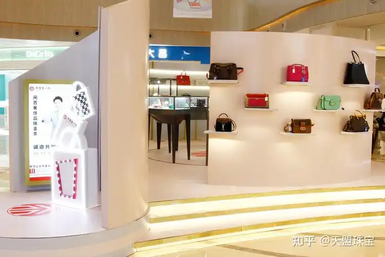 现场直击天盟金e购惊艳亮相闲置奢侈展位现场盛况空前