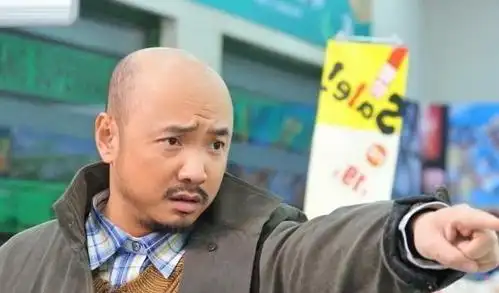 百亿影帝徐峥为啥很少秀恩爱看完她老婆的照片后原因一目了然